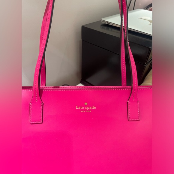 Kate Spade Harmony Bennet Place Radish Hot Pink Tote - Picture 7 of 8